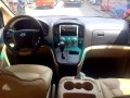 2011 Hyundai Starex Limousine "TOP OF THE LINE"-4