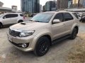 Toyota Fortuner V 2015 AT for sale -2