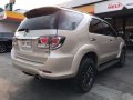 Toyota Fortuner V 2015 AT for sale -4