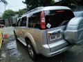 Ford Everest 2009 2010 aquired Third gen body-5