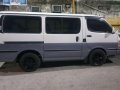 Toyota Hiace 1997 Diesel 2.4L-1