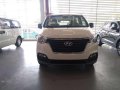 Hyundai Grand Starex Swivel Seats 2.5 Crdi FL 2019 -1