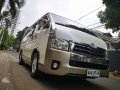 2014 Toyota Hiace Super Grandia Automatic 2 tone original-8