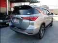 2016 Toyota Fortuner 2.4 G Diesel 4x2 MT-9