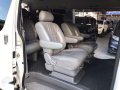 TOYOTA Super Grandia AT 2009 Captain Seats Top Line Pure Leather-2