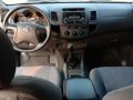 Toyota Hilux 2013 e diesel manual casa maintain fresh orig paint-8