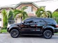 Toyota Fortuner diesel automatic 2009 DARE TO COMPARE!!!-8
