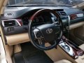 Toyota Camry 2.5V Pearlwhite for sale -4