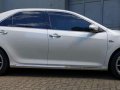 Toyota Camry 2.5V Pearlwhite for sale -3