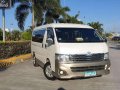 Toyota Hiace Super Grandia Two Tone 2013 Automatic-9