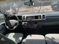2017 Toyota Hiace Gl Grandia manual 3.0-2