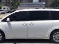 2013 Toyota Sienna XLE for sale -3