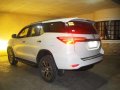 Toyota Fortuner 4X2 Deisel 2.4 V AT Pearl White-1