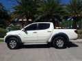 Mitsubishi Strada 2008 model 4x4 diesel manual-2