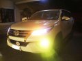 Toyota Fortuner 4X2 Deisel 2.4 V AT Pearl White-0