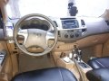 2012 Toyota Hilux 4X4 AT for sale-8