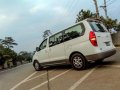 Hyundai Grand Starex Gold Edition 2013 for sale-2