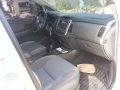 Toyota Innova 2.5 E 2013 diesel AT for sale -4