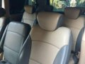 Hyundai Grand Starex 2009 AT for sale -3