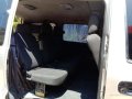 Hyundai Starex 2.5 Diesel Automatic for sale -6