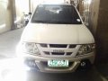 Isuzu Crosswind Xuv manual 2007 for sale-3