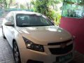 White Chevrolet Cruze 2010 for sale-0