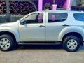 Isuzu MUX 2016 MT for sale-8