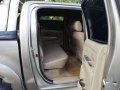 Toyota Hilux 4x4 2010 for sale-2
