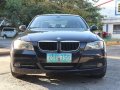 2009 BMW 318i M/T Black 4 door-4