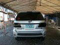 Toyota Fortuner V 2005 for sale-9