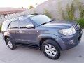 Toyota Fortuner G 4X2 Manual 2010 for sale-4