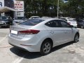 Hyundai Elantra Gl 2017 for sale -4