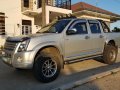 2012 model Isuzu DMAX for sale-6