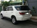 Toyota Fortuner G Diesel AT 2010 for sale -5