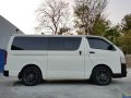 Toyota Hiace Commuter 2015 for sale -3