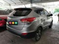 Selling 2nd Hand (Used) Hyundai Tucson 2015 in Iriga-3