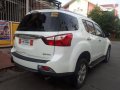 Isuzu Mu-X 2016 Automatic Diesel for sale in Parañaque-3