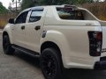 Pearl White Isuzu D-Max 2015 Manual Gasoline for sale in Quezon City-6