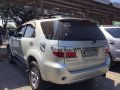 Selling 2nd Hand (Used) Toyota Fortuner 2010 in San Fernando-4