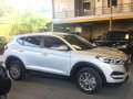 Sell 2nd Hand (Used) 2017 Hyundai Tucson at 10000 in Quezon City-3