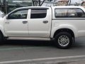 Selling 2nd Hand (Used) Toyota Hilux 2014 in Quezon City-7