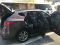 2nd Hand (Used) Hyundai Santa Fe 2013 for sale in Makati-3