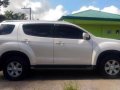 Selling 2nd Hand (Used) Isuzu Mu-X 2015 in Nagcarlan-2