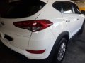 Hyundai Tucson 2017 Manual Gasoline for sale in Mandaluyong-5