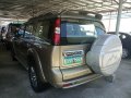 Selling Beige 2013 Ford Everest-2