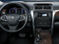 Selling Toyota Camry 2019 Automatic Gasoline in Quezon City-8