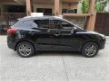 Selling Black 2015 Hyundai Tucson Automatic Diesel -5