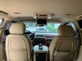 Selling Chevrolet Suburban 2010 Automatic Gasoline in Muntinlupa-5