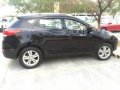 Sell Black 2011 Hyundai Tucson at 40000 km in Cainta-3