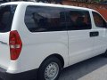 Selling 2nd Hand Hyundai Starex 2016 in Cainta-7